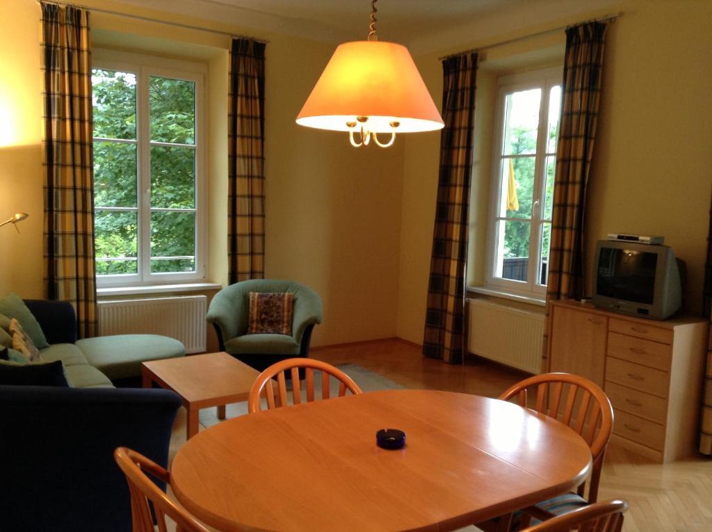 Villa Engstler - Appartments フェルデン・アム・ヴェルターゼー 部屋 写真